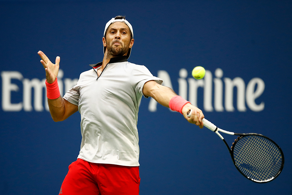 Il Colpo Senza Rimbalzo Del Tennista