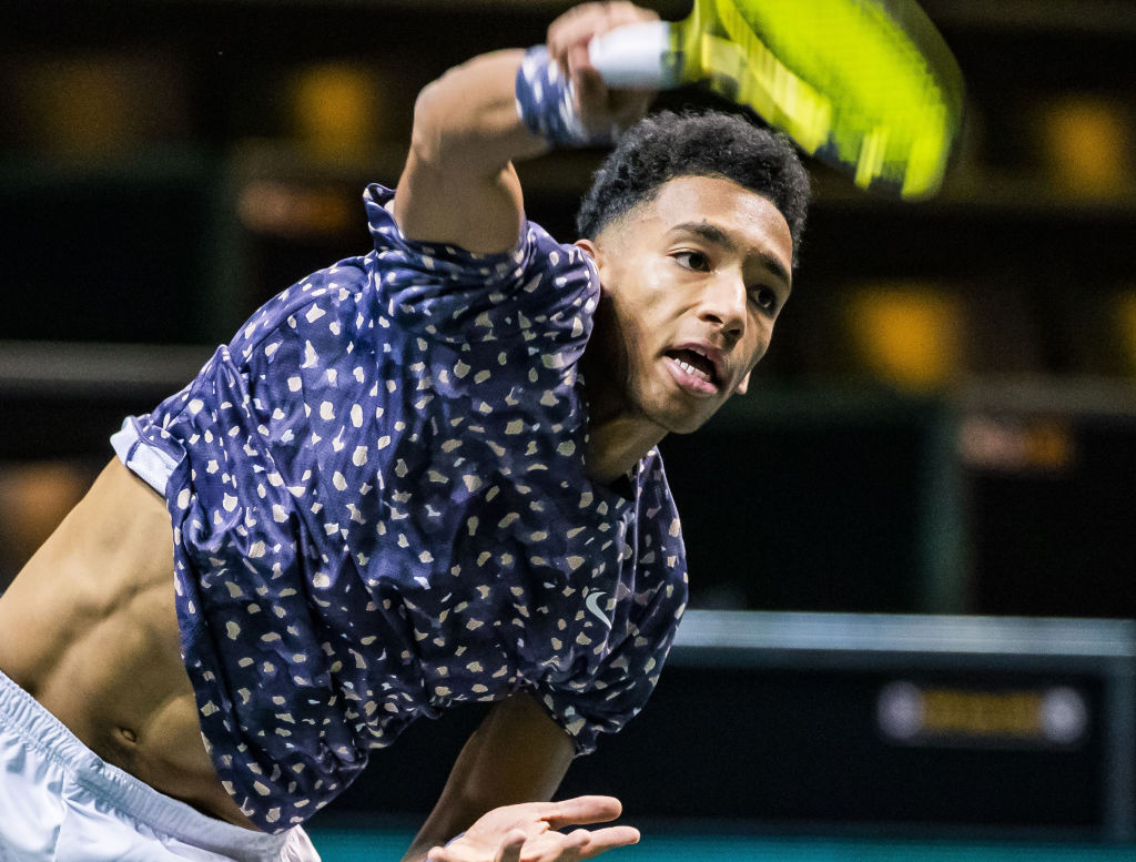 Tsitsipas o AugerAliassime, il futuro è a Marsiglia