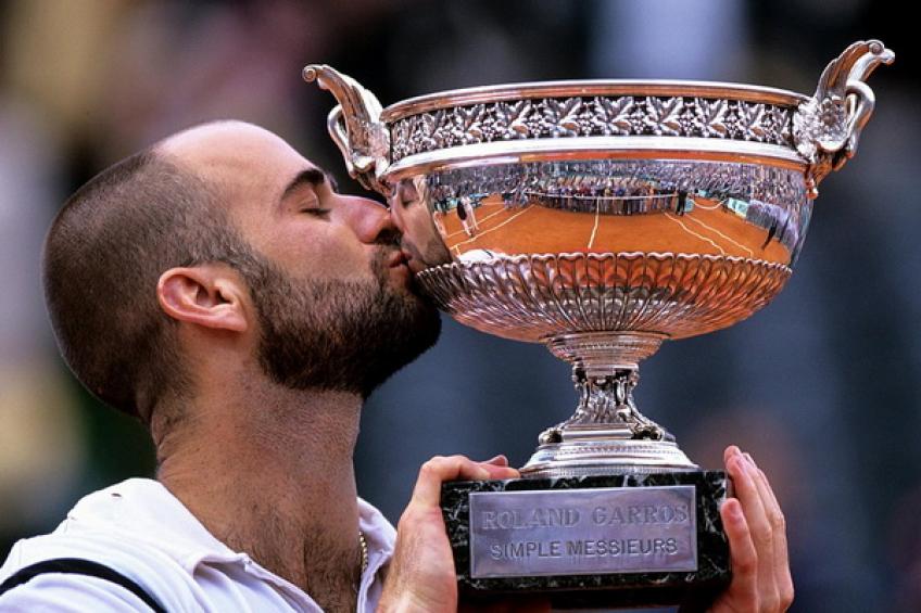 La Coppa Di Wimbledon è D Oro
