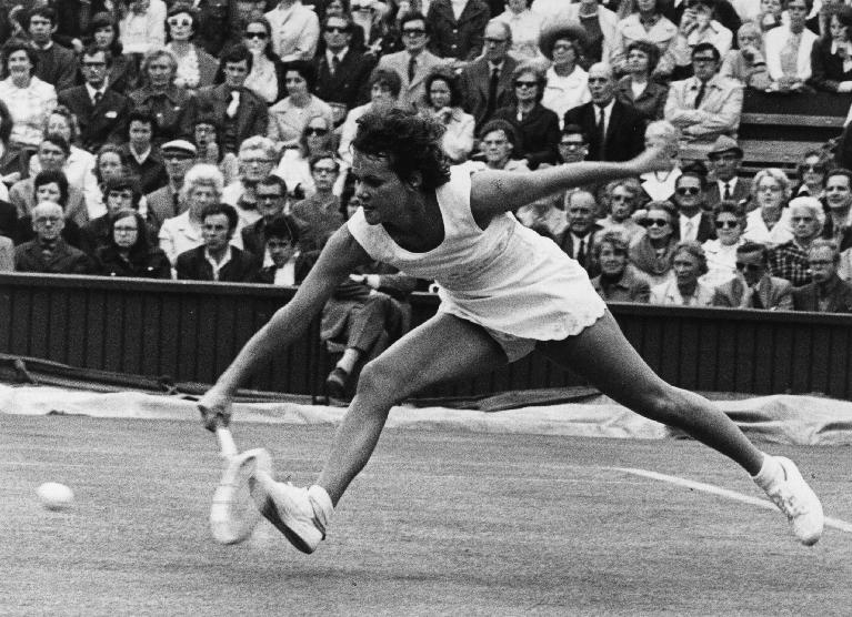 Evonne  Goolagong