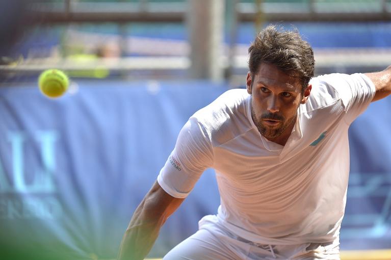 Un Colpo Al Volo Del Tennista