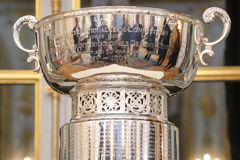 La Fed Cup, nata nel ’63 per celebrare il 50° anniversario dell’ITF, come riportato sul trofeo