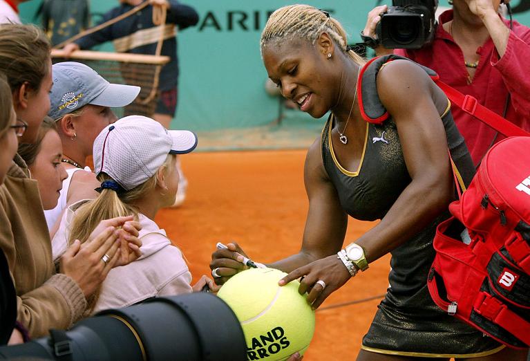 Serena Williams ha conquistato il suo primo titolo al Roland Garros nel 2002 quando aveva 20 anni