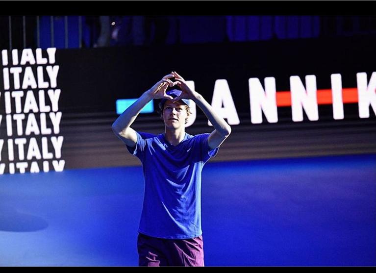 jannik Sinner Milano innamorata