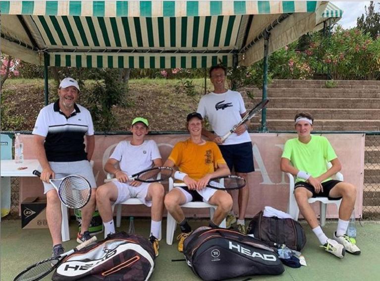 Sinner e team all Elba