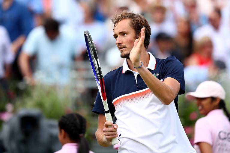 Daniil Medvedev festeggia il successo