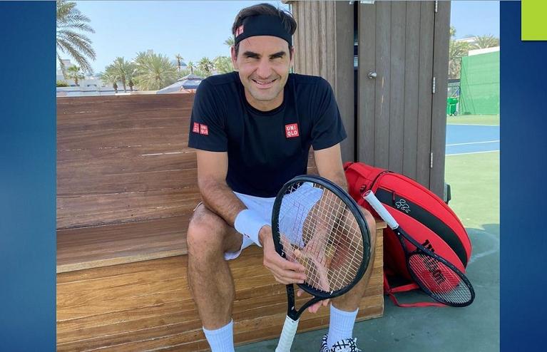L'ultimo allenamento di Federer prima di prendere l'aereo per Doha