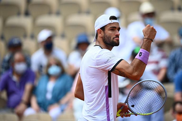 Matteo Berrettini esulta (foto Getty Images)
