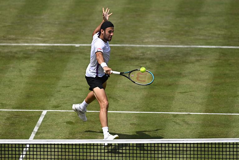La volée di rovescio di Stefano Travaglia (foto Getty Images)