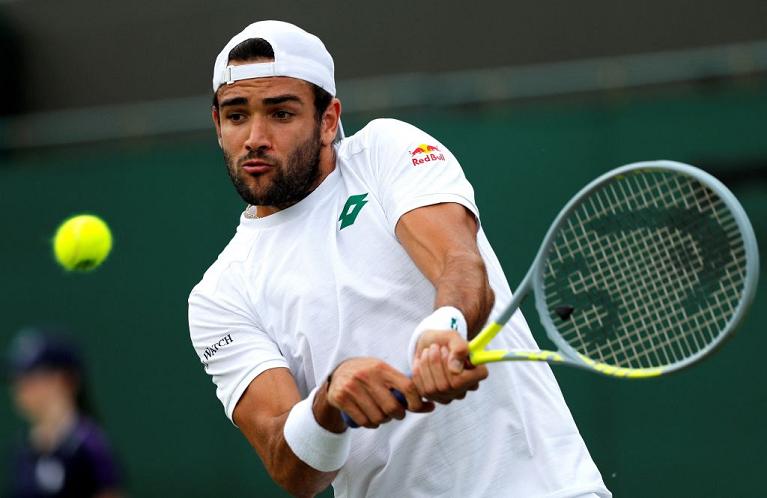 Il rovescio di Matteo Berrettini (foto Getty Images)