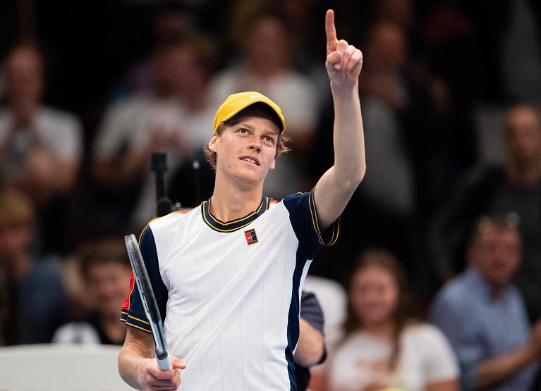 Jannik Sinner esulta (foto Getty Images)
