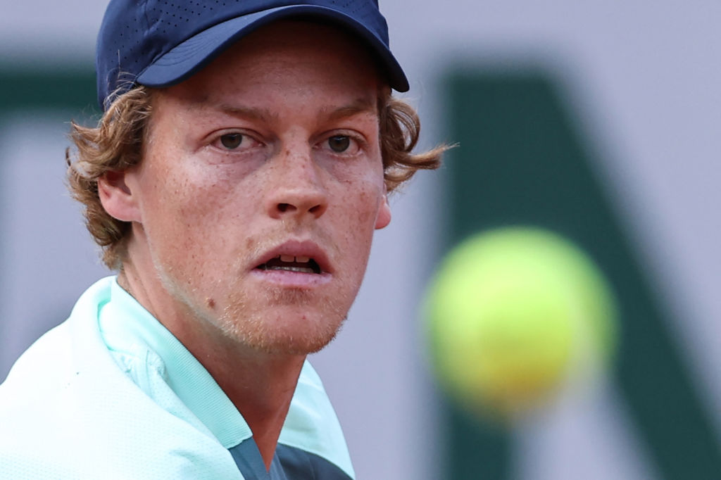 Sinner rassicura tutti: "Sto meglio, torno a Eastbourne"