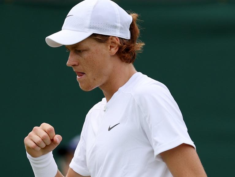 Jannik Sinner esulta (foto Getty Images)