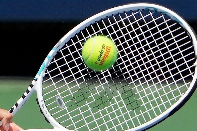 Nelle Us Series e nello Slam Newyorkese le palline dei tornei femminili sono più leggere di quelle dei tornei maschili