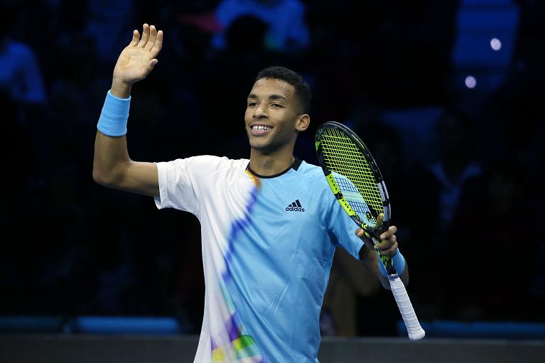 Felix Auger-Aliassime festeggia la vittoria su Rafa Nadal alle Nitto ATP Finals (Foto Sposito)