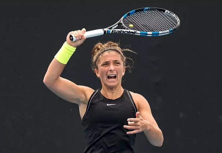 Il movimento di chiusura del diritto di Sara Errani