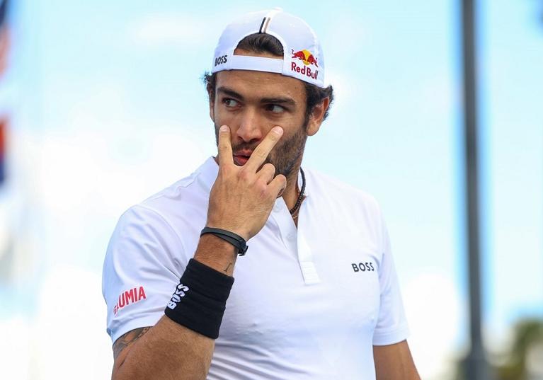 Una curiosa espressione di Matteo Berrettini (foto Twitter Arizona Tennis Classic)