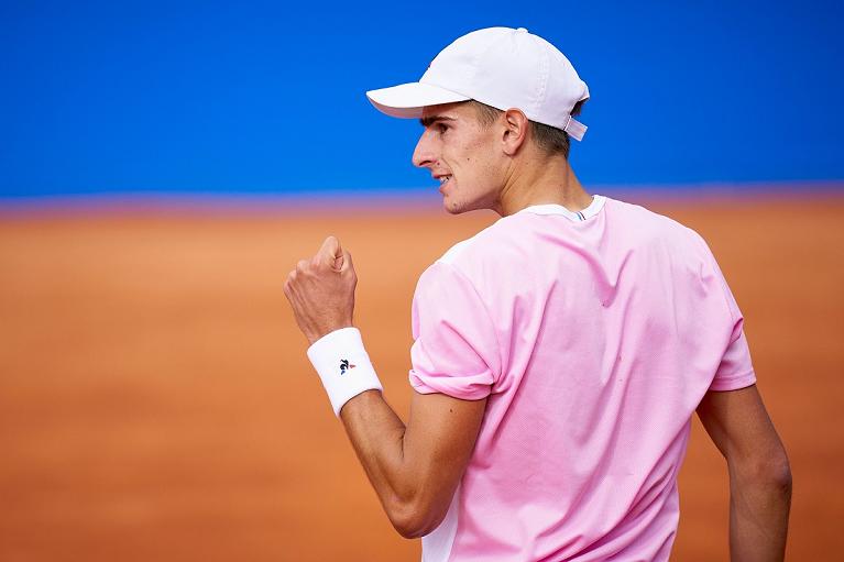 Matteo Arnaldi esulta (foto Barcelona Open BancSabadell – Trofeo Conde de Godo)