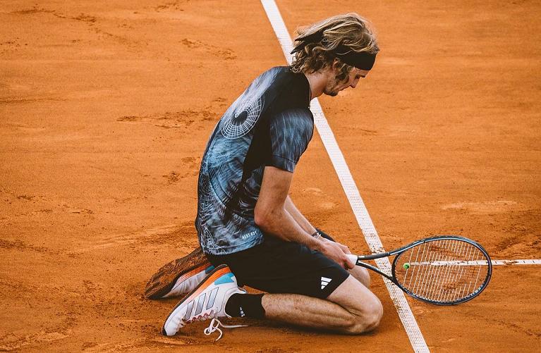 La gioia dopo il match-point di Alexander Zverev (foto FB Hamburg European Open)