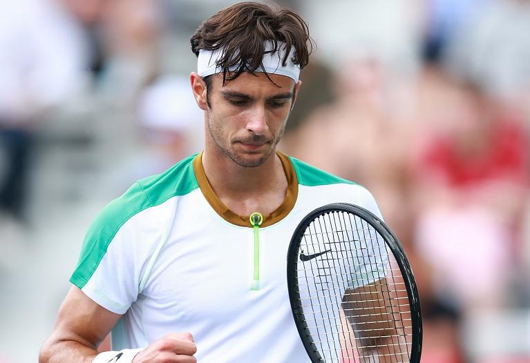 Lorenzo Musetti esulta (foto Getty Images)