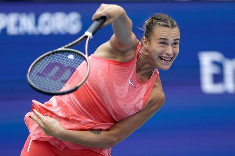 Il micidiale servizio di Aryna Sabalenka (foto Getty Images)