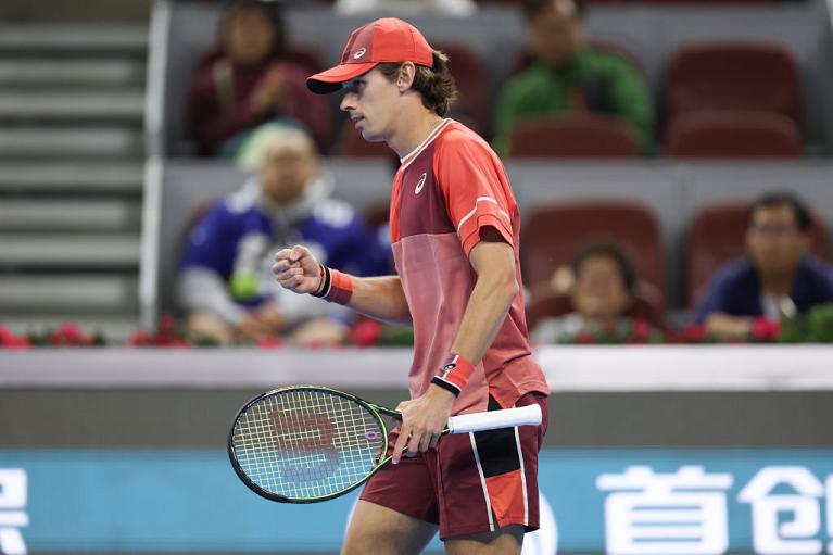 L'esultanza di Alex De Minaur a Pechino (Getty Images)