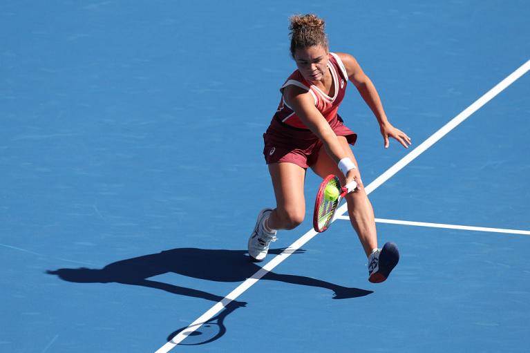 Un recupero di diritto di Jasmine Paolini (foto Getty Images)