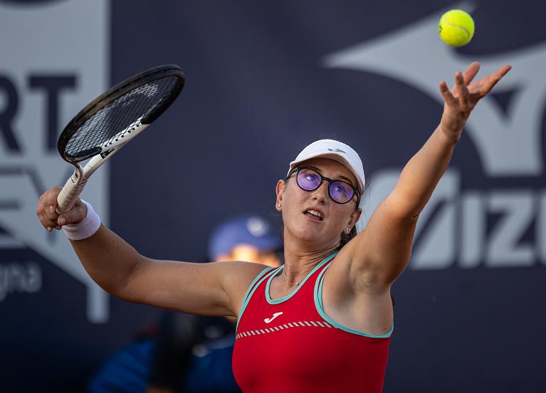 Nuria Brancaccio al servizio