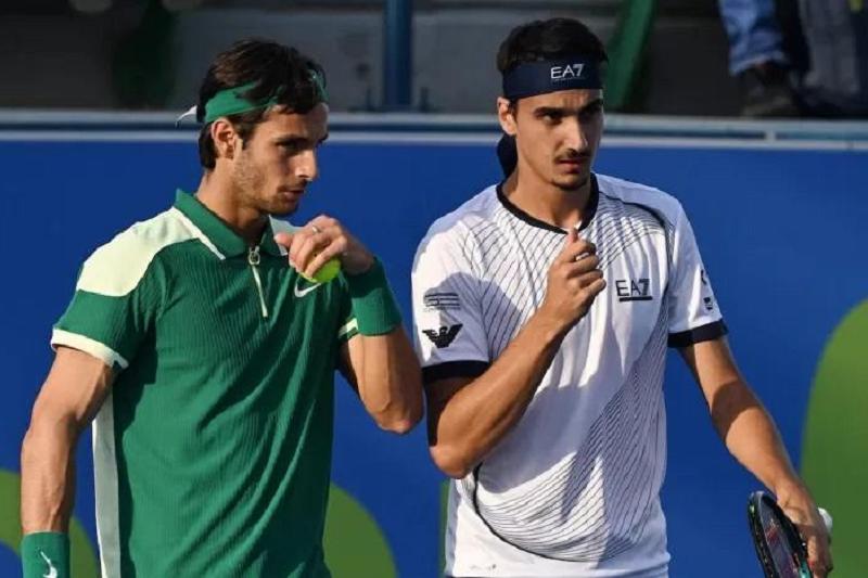 Lorenzo Musetti e Lorenzo Sonego in doppio a Doha