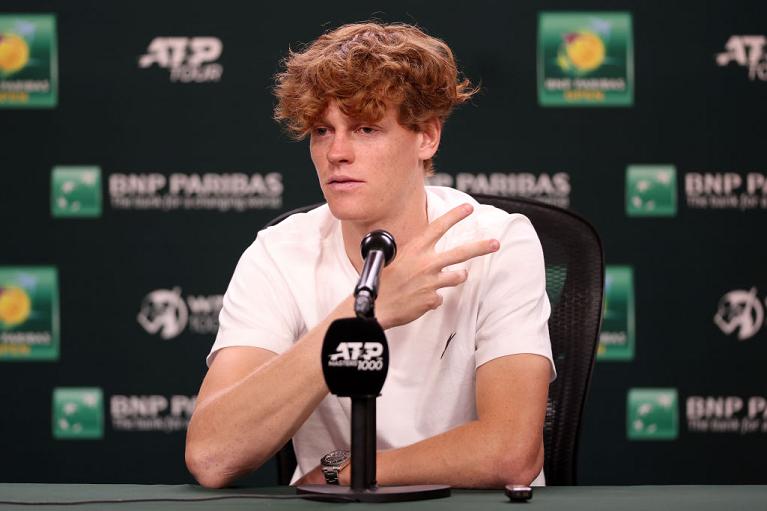Jannik Sinner in conferenza stampa a Indian Wells (Getty Images)