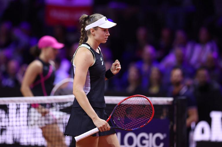 La gioia di Elena Rybakina per il successo su Iga Swiatek (foto Getty Images)