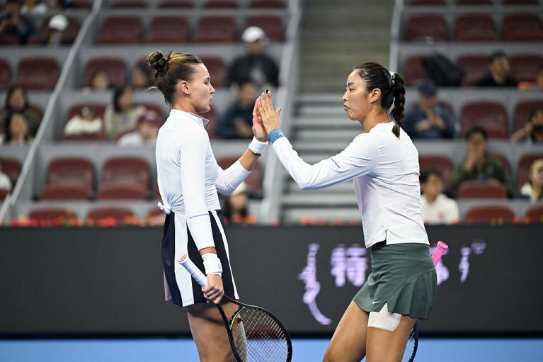 Veronika Kudermetova e Chan Hao-Ching (foto Getty Images)