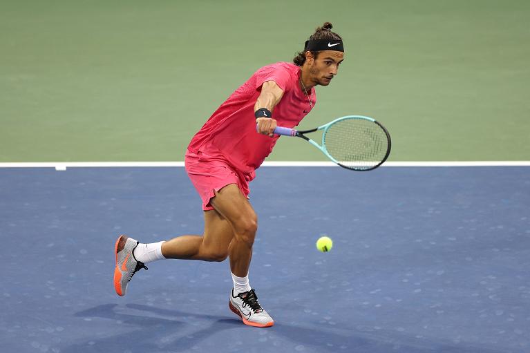 Lorenzo Musetti in azione (foto Getty Images)