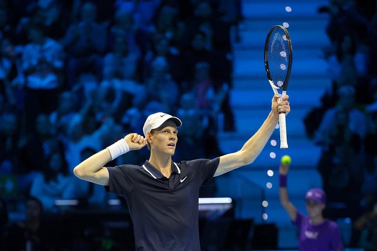 Jannik Sinner esulta (foto Sposito/FITP)