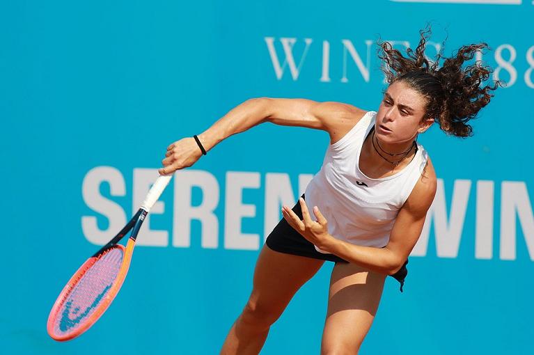 Sofia Rocchetti al servizio