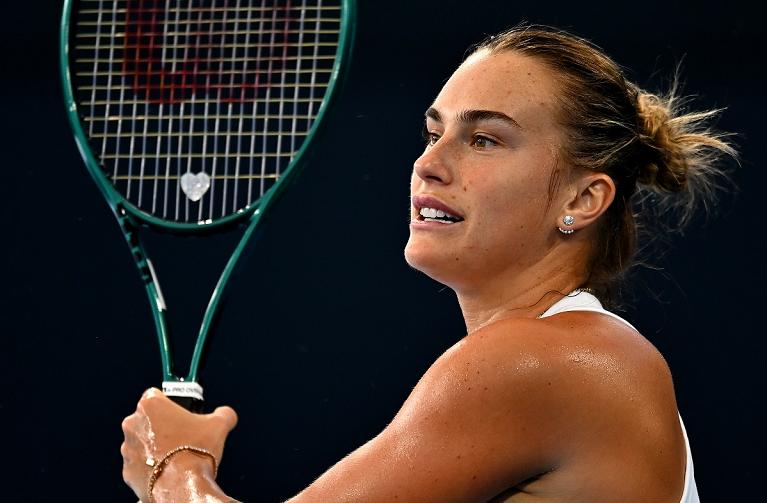 Un bel primo piano di Aryna Sabalenka in azione (foto Getty Images)