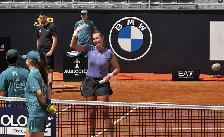 Petra Kvitova festeggia la sua prima vittoria dal rientro dopo la maternità