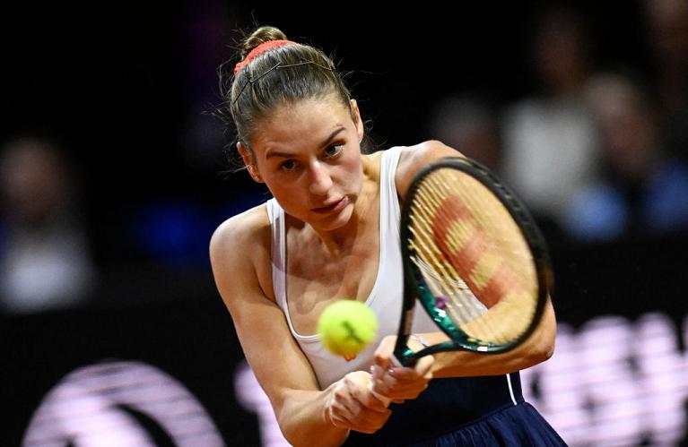 Il rovescio di Marta Kostyuk (foto Getty Images)