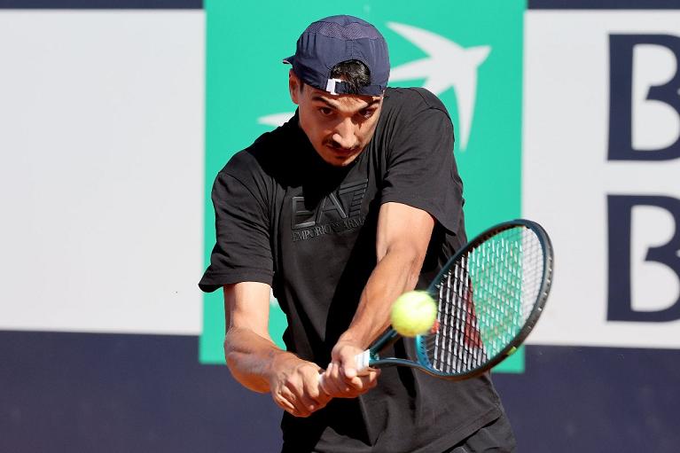 Lorenzo Sonego in allenamento al Foro Italico (Foto FITP)