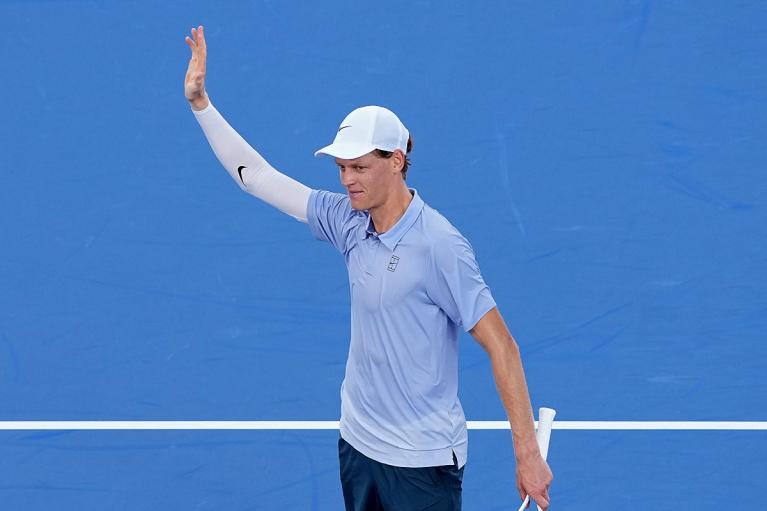 Sinner saluta il pubblico (Getty Images)