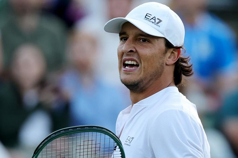 Un primo piano di Luciano Darderi (foto Getty Images)