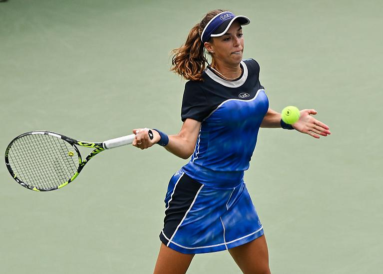 Lucia Bronzetti colpisce di diritto (foto Getty Images)