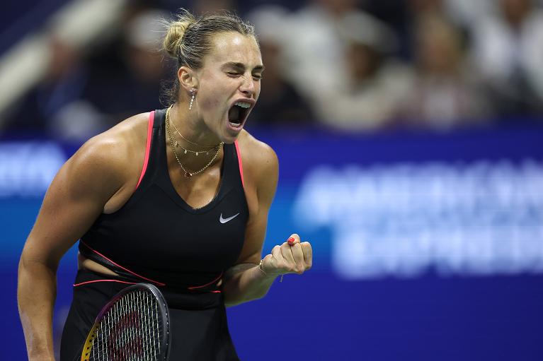 Aryna Sabalenka esulta (foto Getty Images)