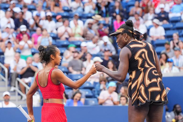 Leylah Fernandez e Venus Williams (Foto USTA)