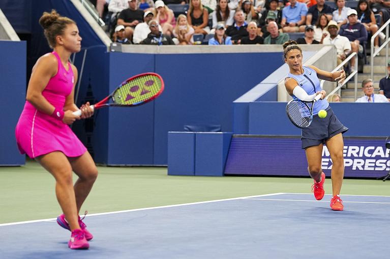 Jasmine Paolini e Sara Errani in una fase di gioco (foto USTA)