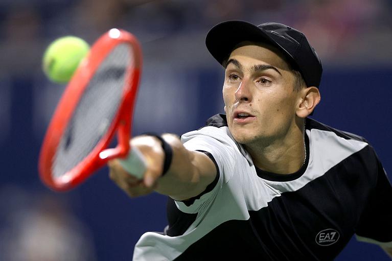 Matteo Arnaldi in azione (foto Getty Images)