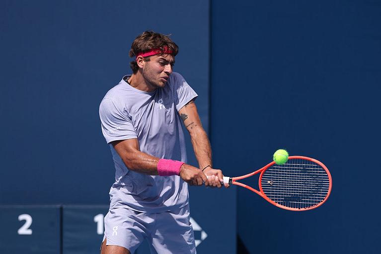 Flavio Cobolli in azione a Pechino (Getty Images)