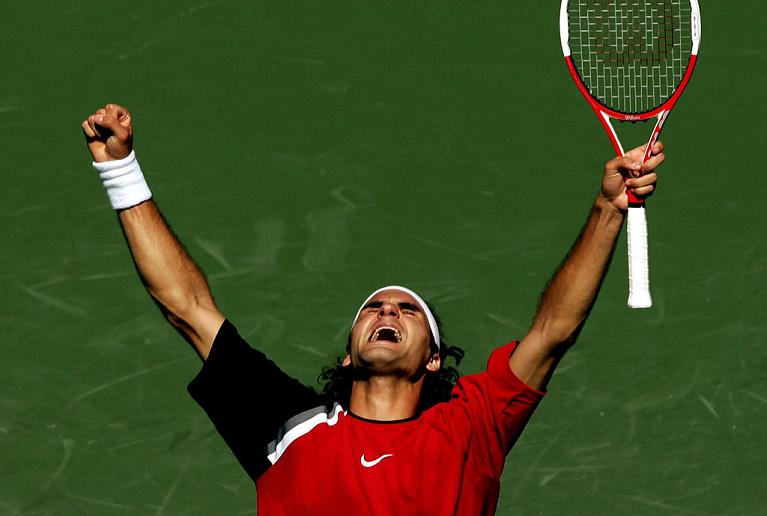 L'esultanza di Roger Federer dopo la vittoria a Miami nel 2005 (Getty Images)