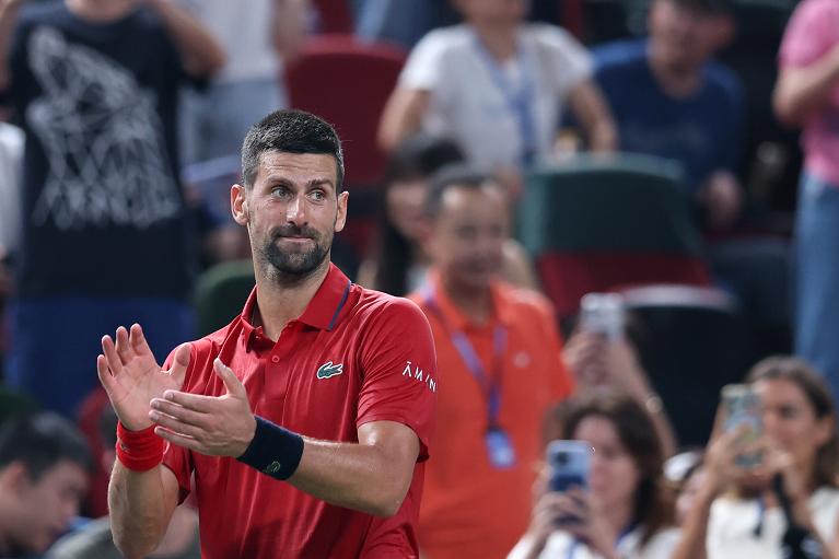 L'esultanza di Novak Djokovic a Shanghai (Getty Images)