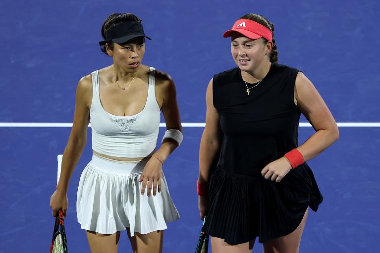 Su-wei Hsieh e Jelena Ostapenko (foto Getty Images)